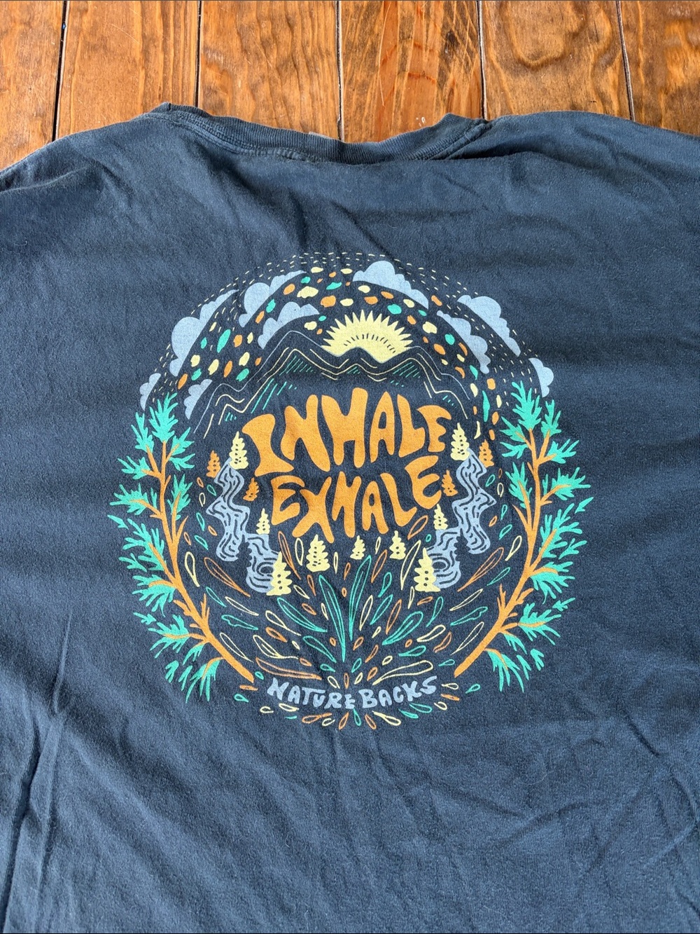 Nature Backs Longsleeve tee